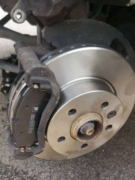 Clutch pressure plate removed