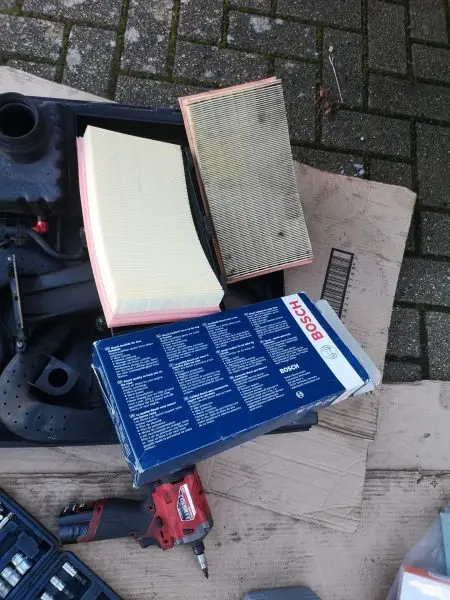 Car filters for mobile servicing